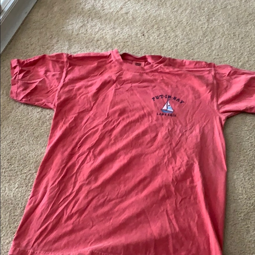 A salmon preppy short sleeve shirt